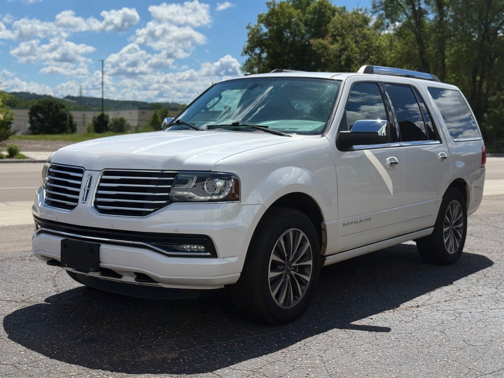 2016 Lincoln Navigator Image 14