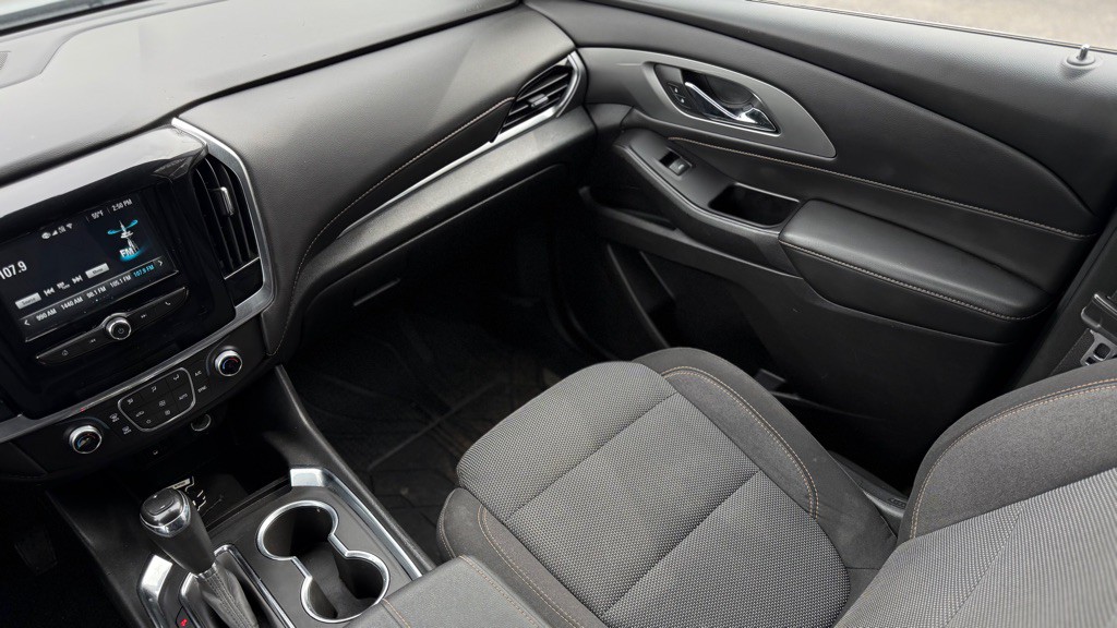 2019 Chevrolet Traverse Image 3