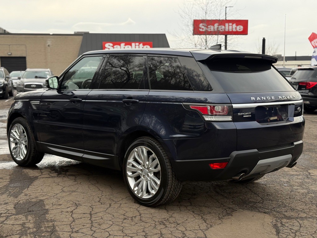 2017 Land Rover Range Rover Sport Image 17