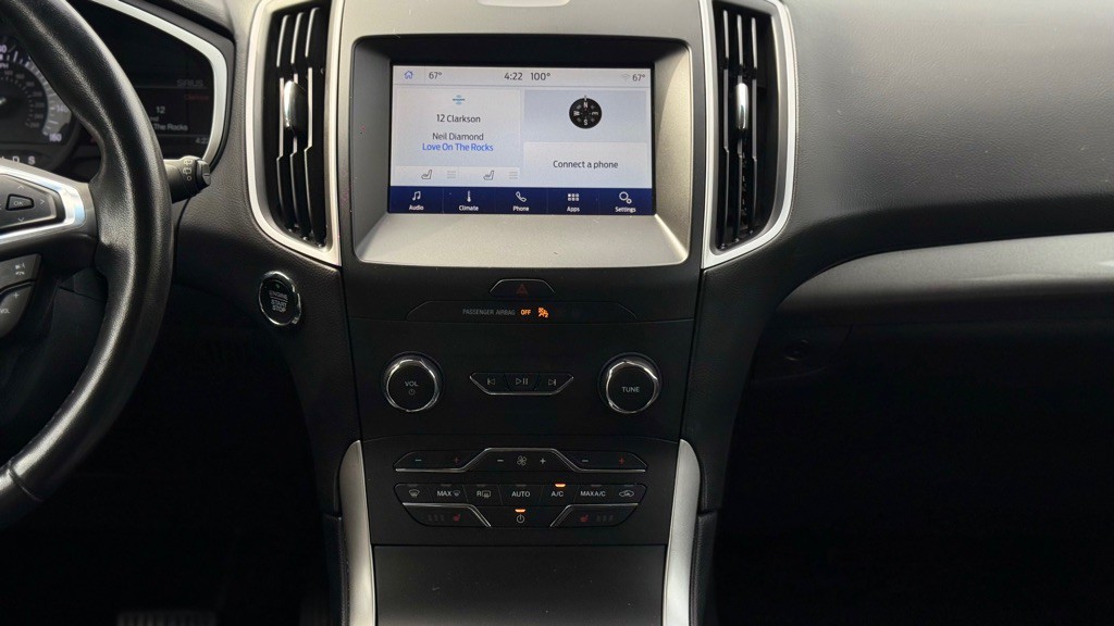2019 Ford Edge Image 4