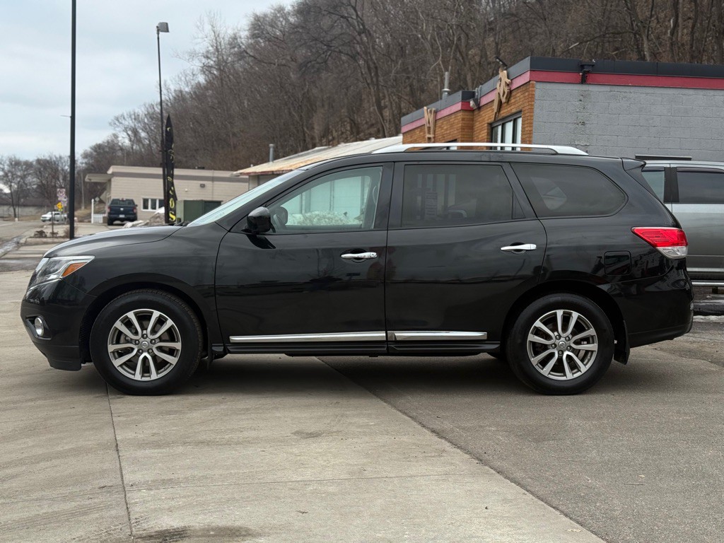 2015 Nissan Pathfinder Image 19