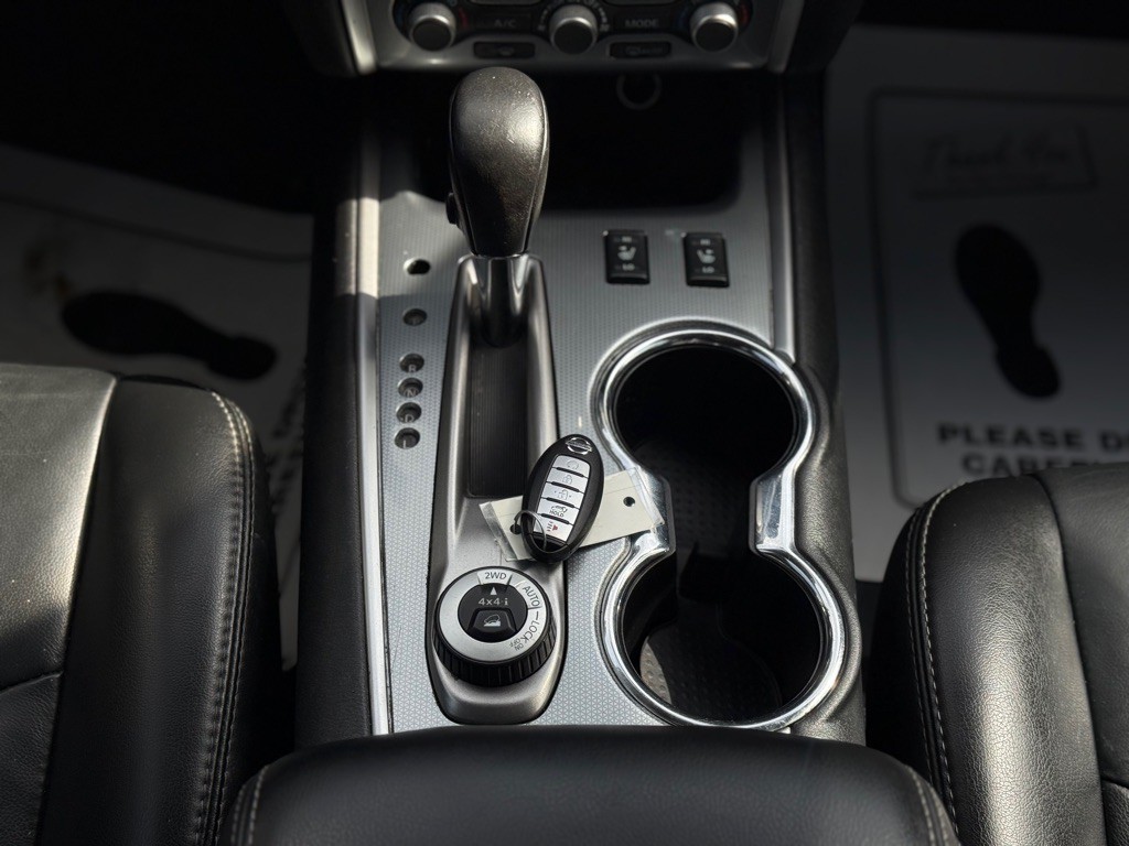 2017 Nissan Pathfinder Image 6