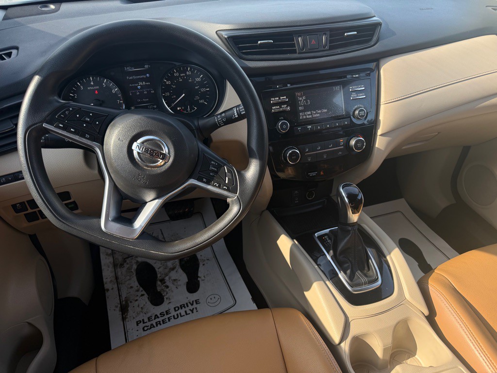 2017 Nissan Rogue Image 4