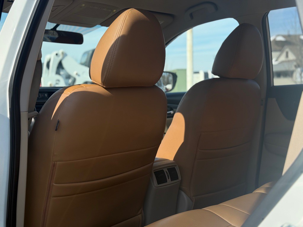 2017 Nissan Rogue Image 10