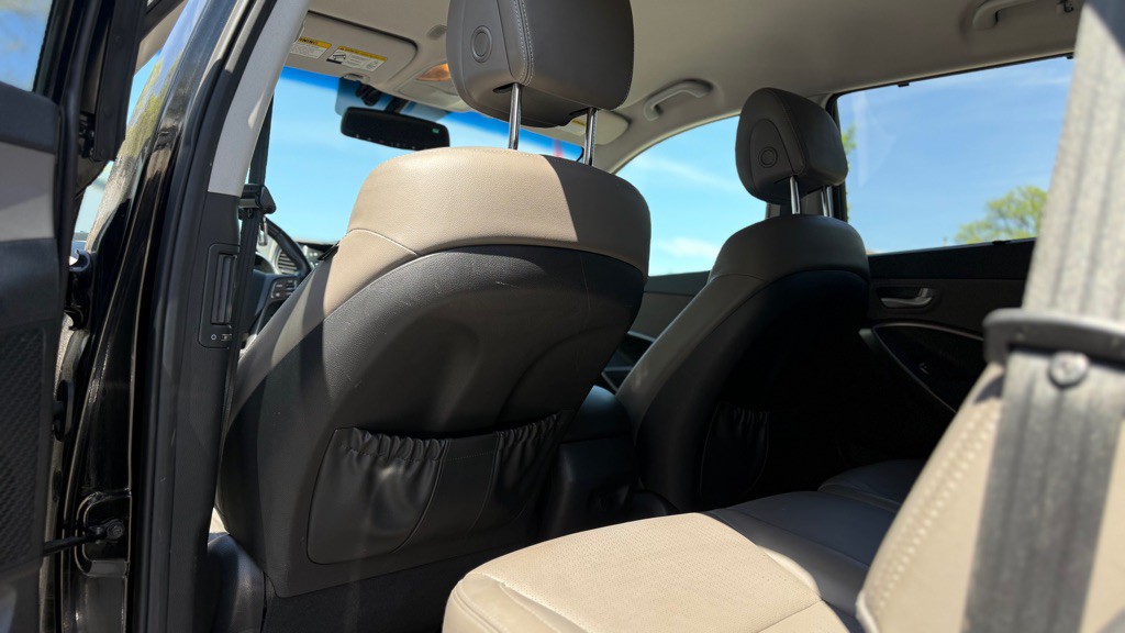 2014 Hyundai Santa Fe Image 9