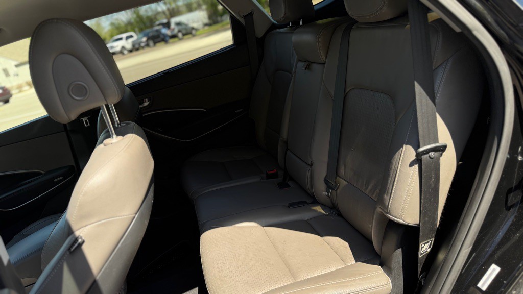 2014 Hyundai Santa Fe Image 10