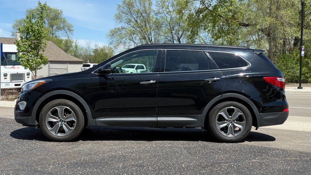 2014 Hyundai Santa Fe Image 19