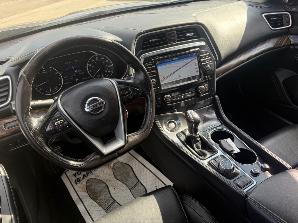 2017 Nissan Maxima Image 8