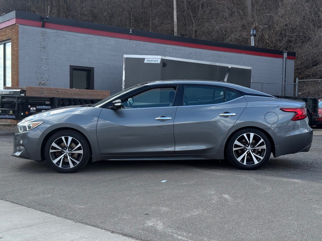 2017 Nissan Maxima Image 17
