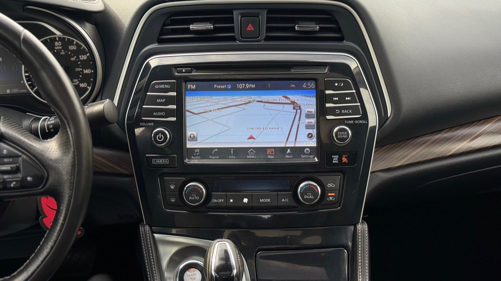 2017 Nissan Maxima Image 4