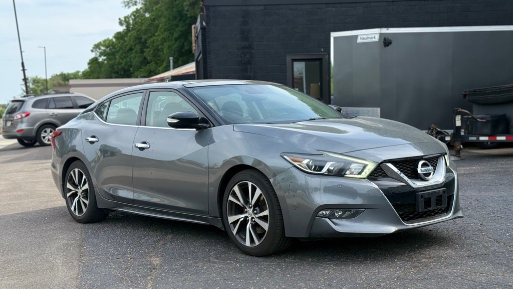 2017 Nissan Maxima Image 14