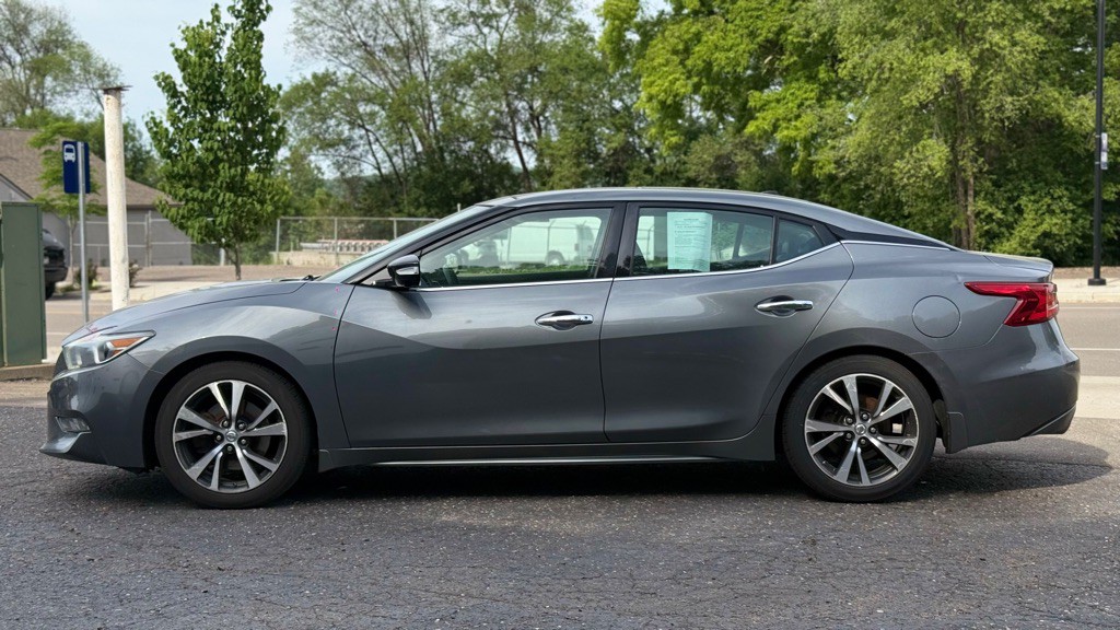 2017 Nissan Maxima Image 19