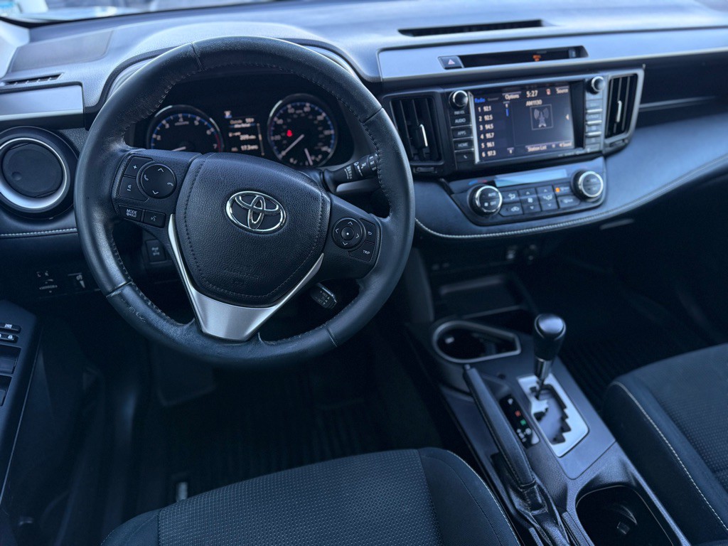 2016 Toyota Rav4 Image 4