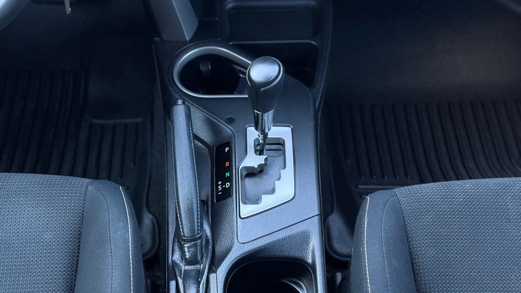 2016 Toyota Rav4 Image 5