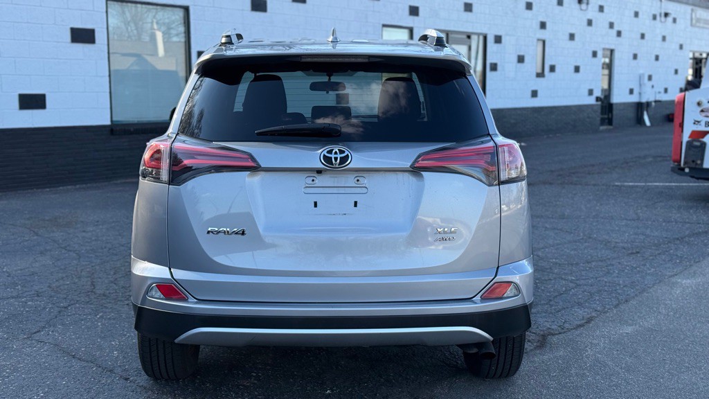2016 Toyota Rav4 Image 16