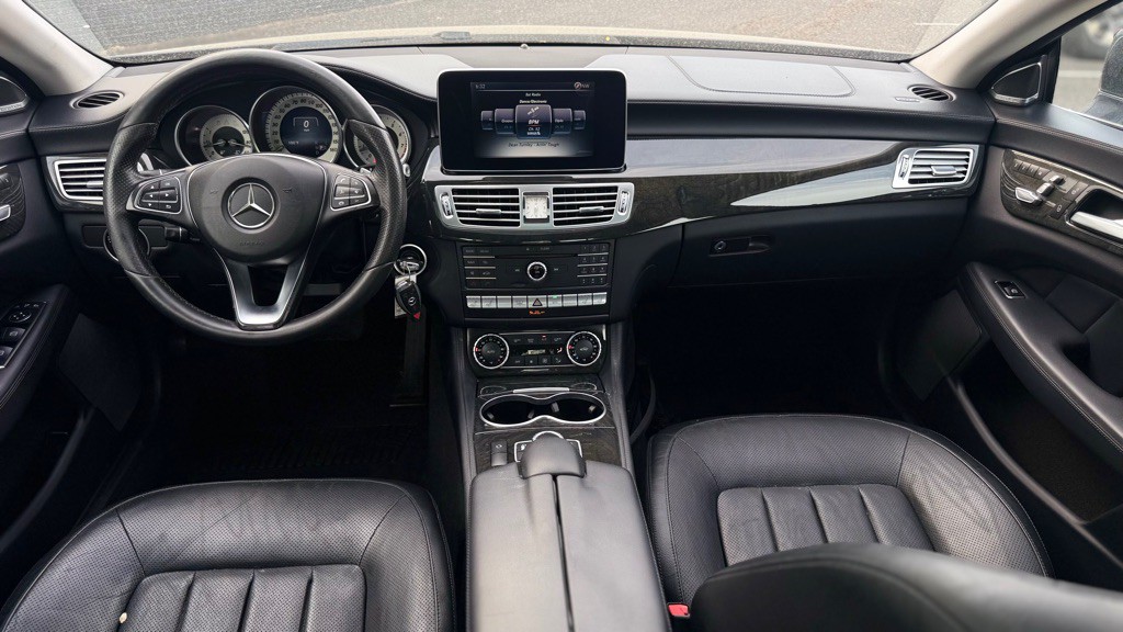 2016 Mercedes-Benz CLS-Class Image 2