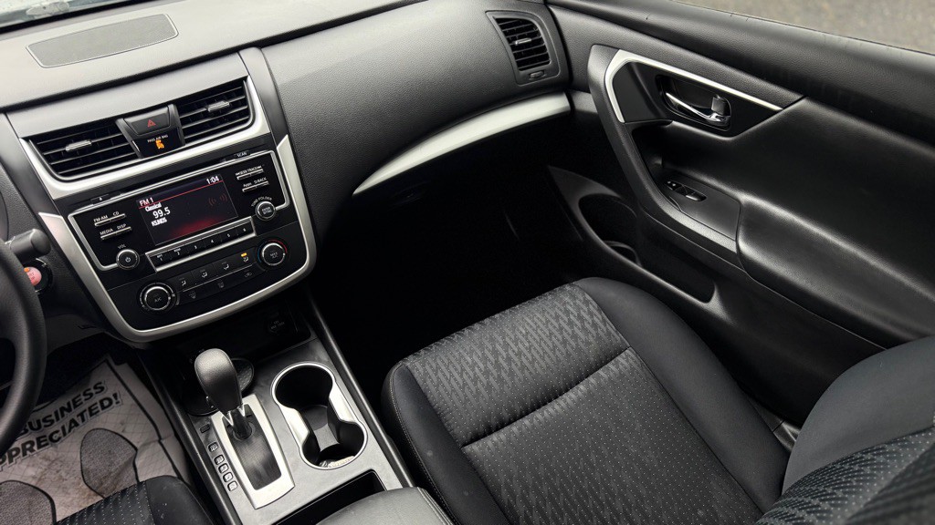 2016 Nissan Altima Image 3