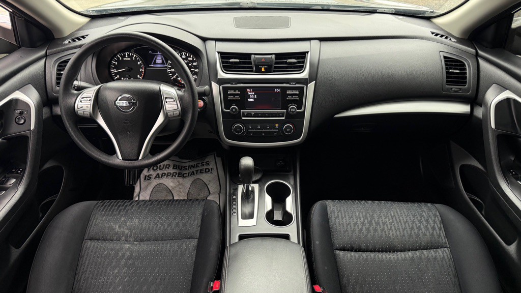2016 Nissan Altima Image 7