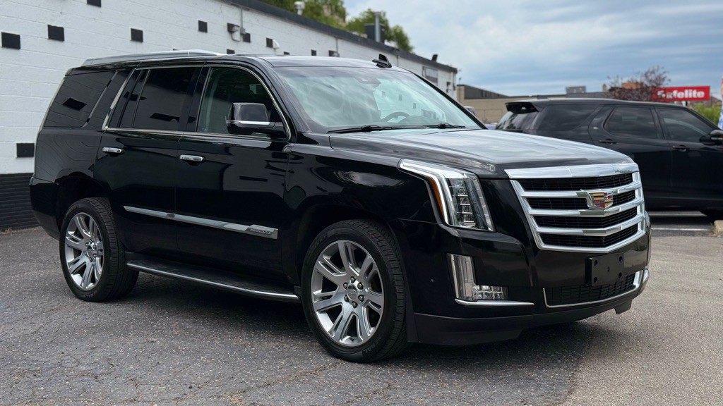 2017 Cadillac Escalade Image 21
