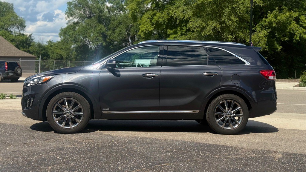 2017 Kia Sorento Image 19