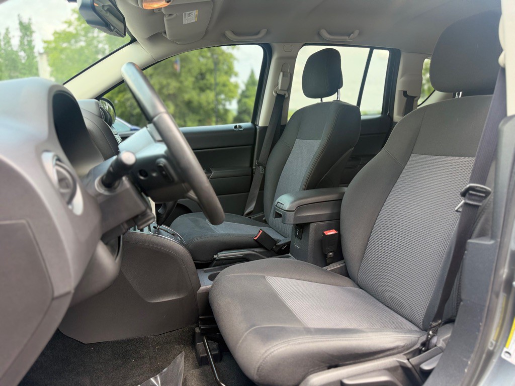 2013 Jeep Compass Image 5