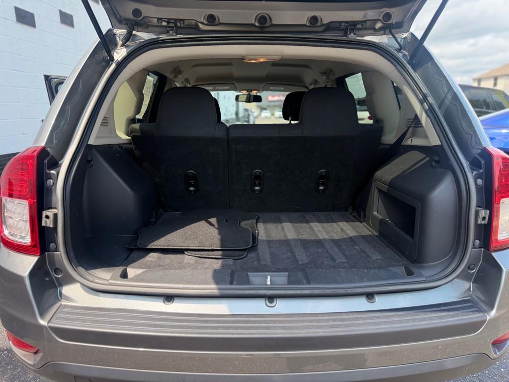 2013 Jeep Compass Image 8