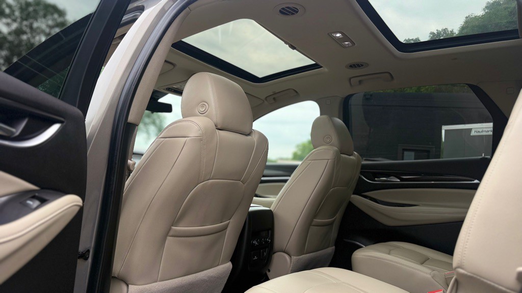 2019 Buick Enclave Image 9