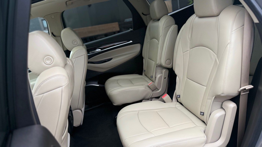 2019 Buick Enclave Image 10