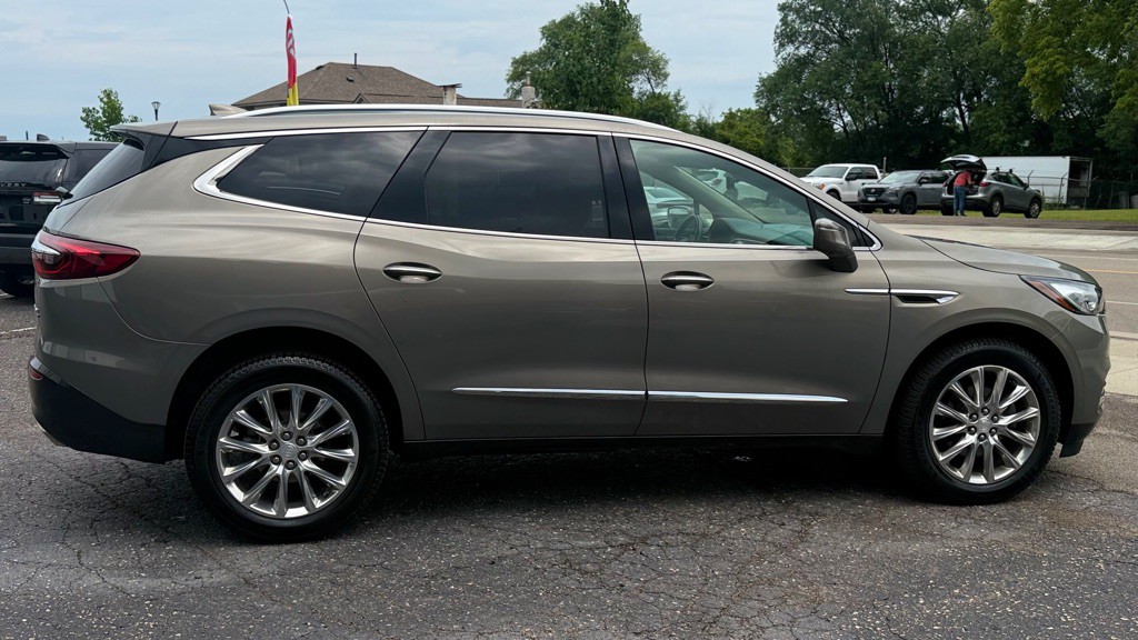 2019 Buick Enclave Image 16