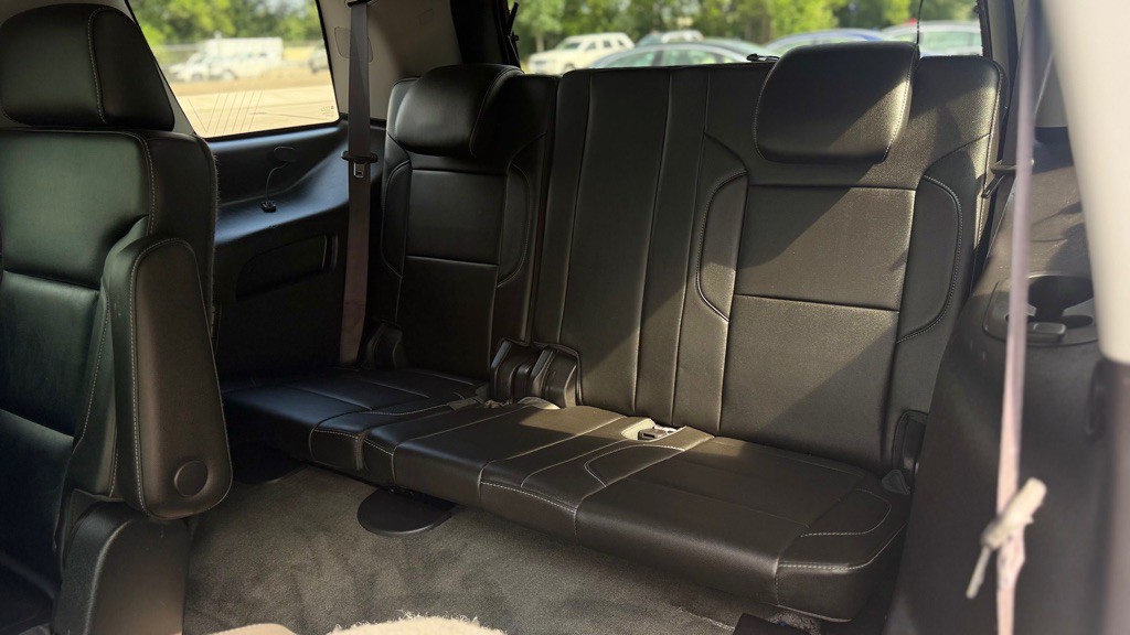 2015 Chevrolet Tahoe Image 12