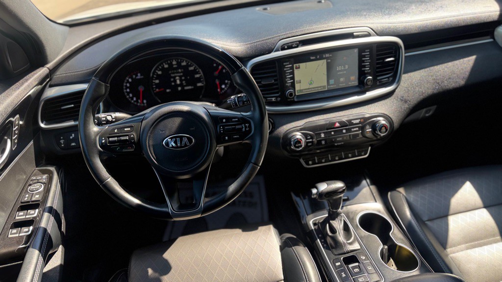 2016 Kia Sorento Image 4
