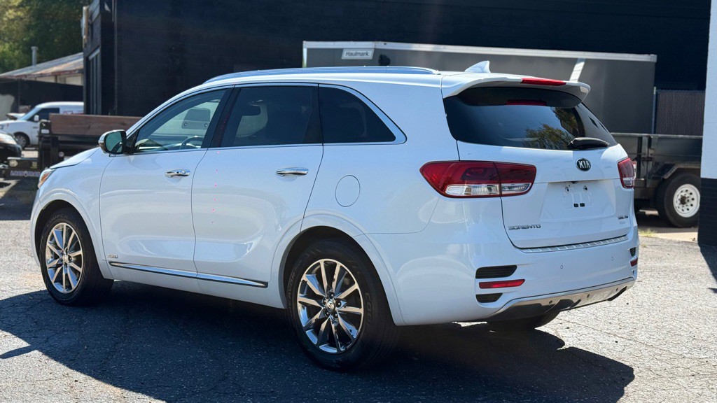 2016 Kia Sorento Image 16
