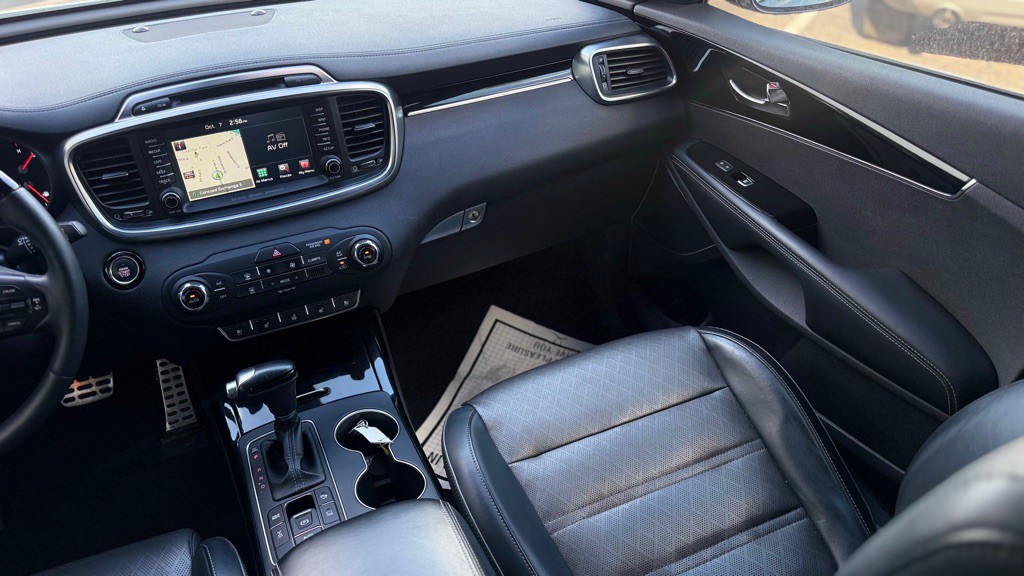 2017 Kia Sorento Image 4