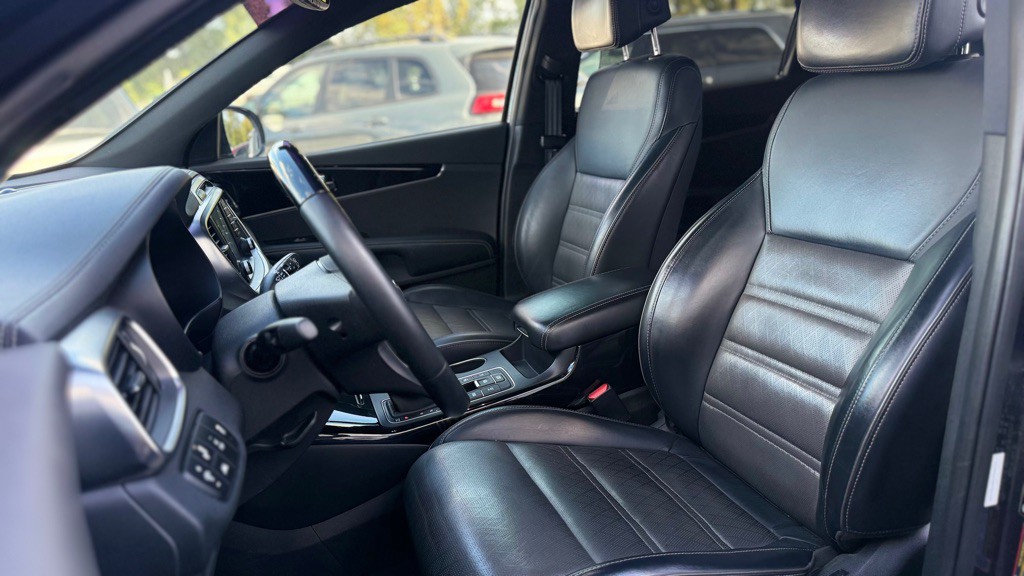 2017 Kia Sorento Image 5