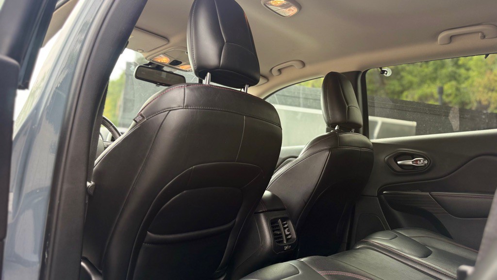 2014 Jeep Cherokee Image 6