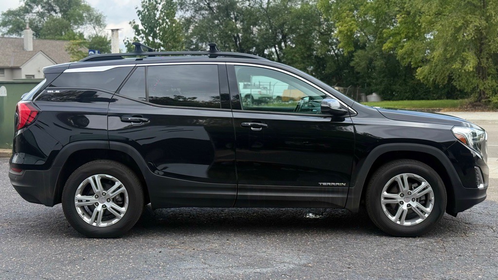 2020 GMC Terrain Image 12