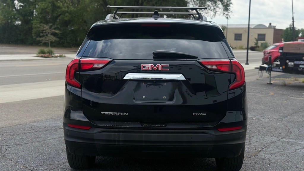 2020 GMC Terrain Image 14