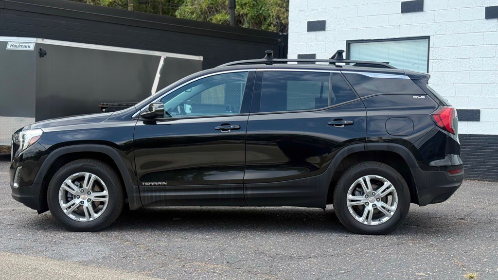 2020 GMC Terrain Image 16