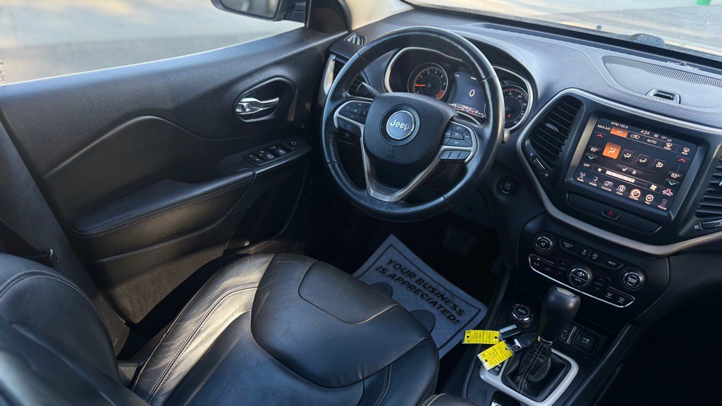 2015 Jeep Cherokee Image 3