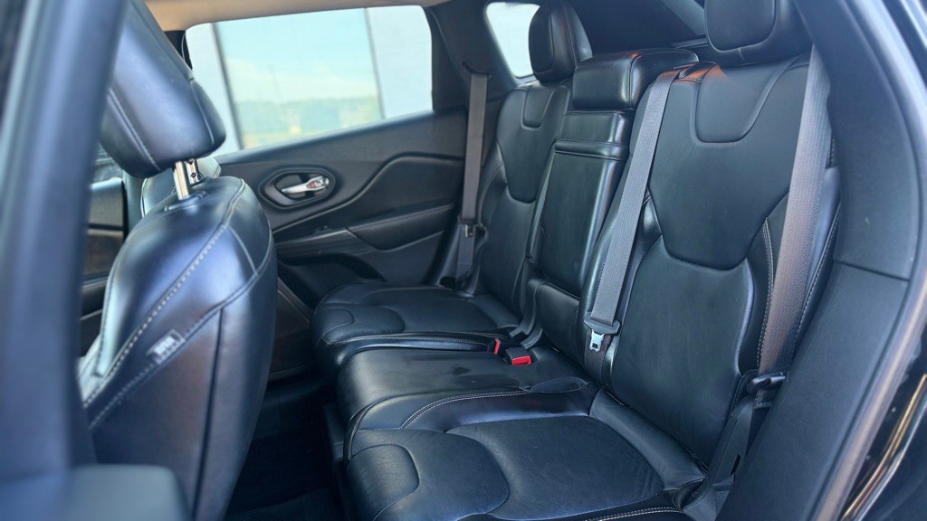 2015 Jeep Cherokee Image 7
