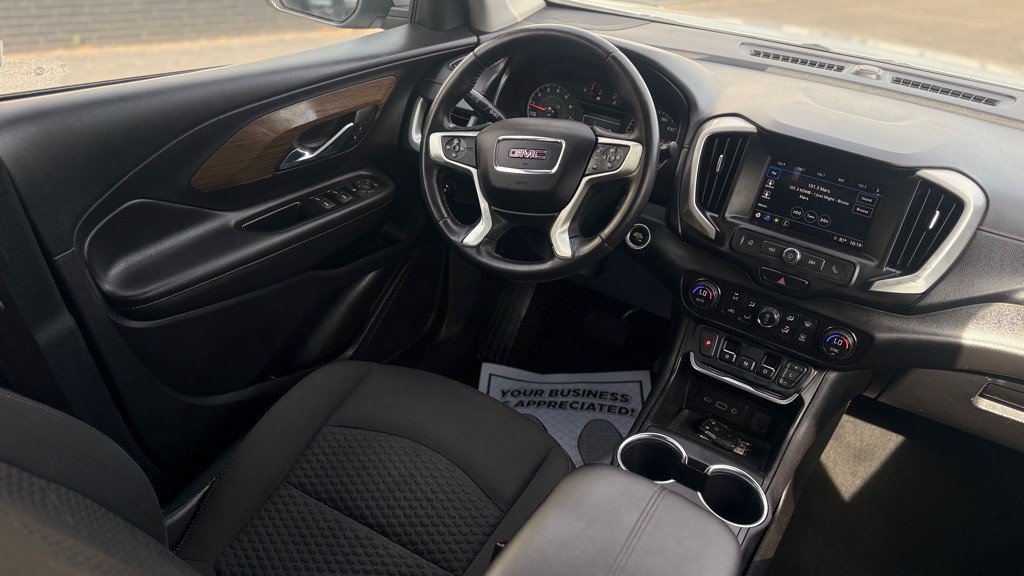 2018 GMC Terrain Image 3