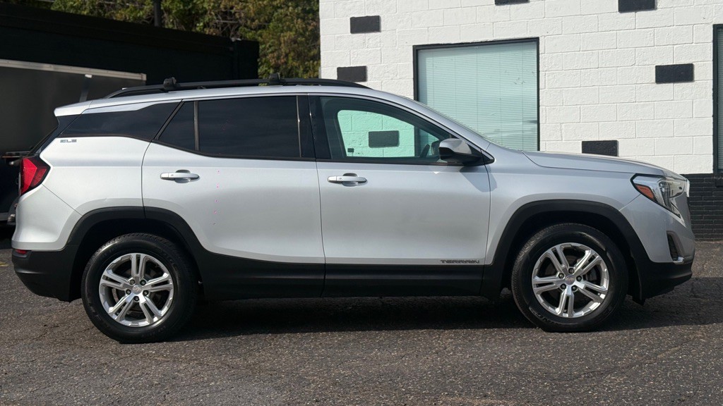 2018 GMC Terrain Image 10