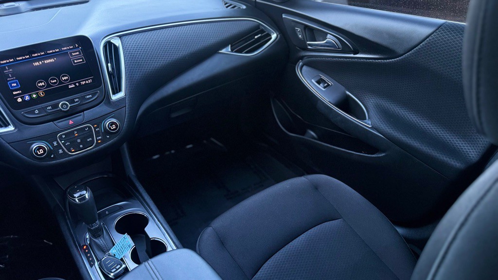 2019 Chevrolet Malibu Image 4