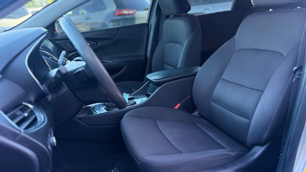 2019 Chevrolet Malibu Image 5