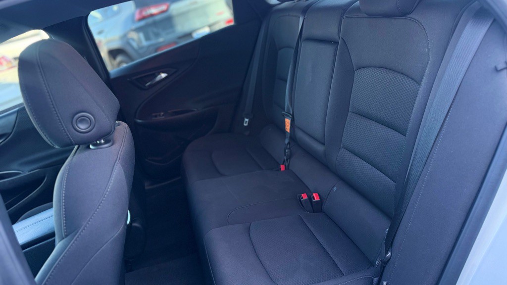 2019 Chevrolet Malibu Image 7