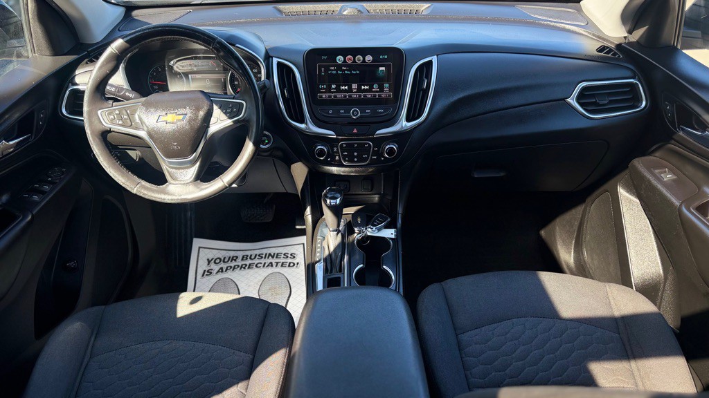 2018 Chevrolet Equinox Image 2
