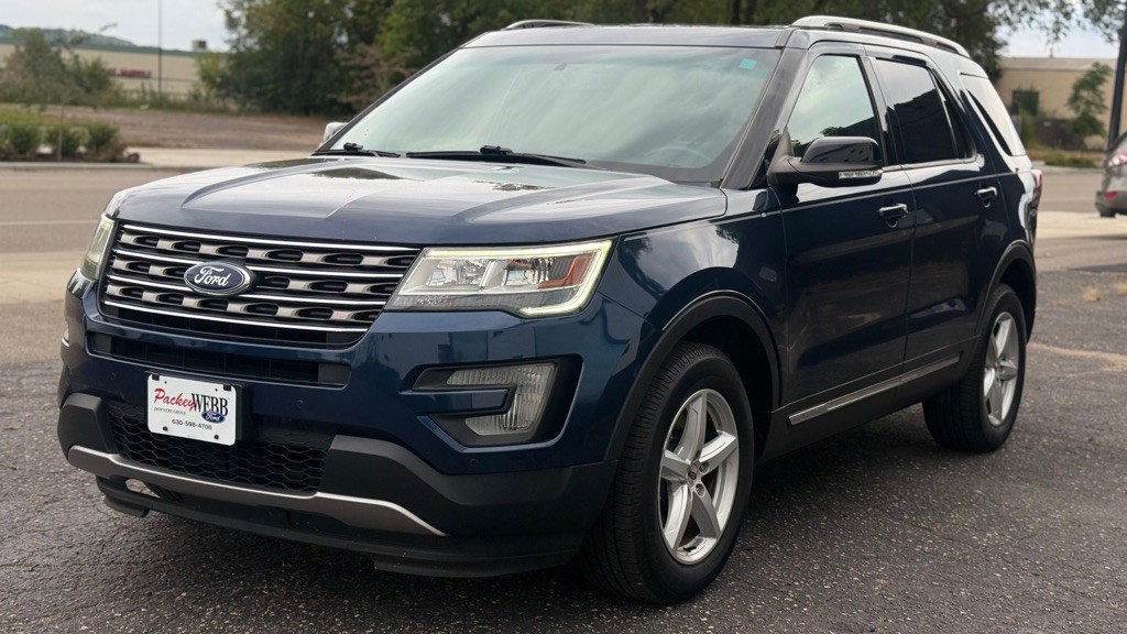 2017 Ford Explorer Image 16