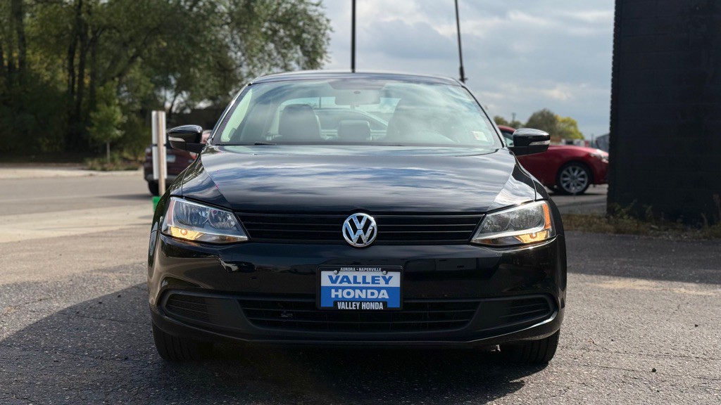 2012 Volkswagen Jetta Image 9