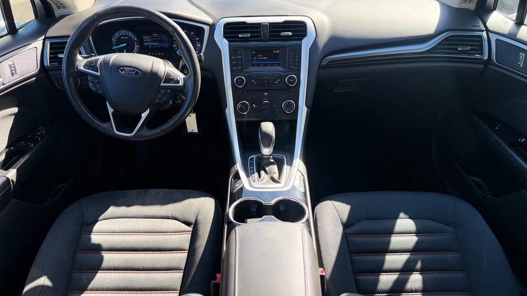 2015 Ford Fusion Image 2