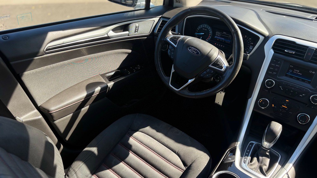 2015 Ford Fusion Image 3